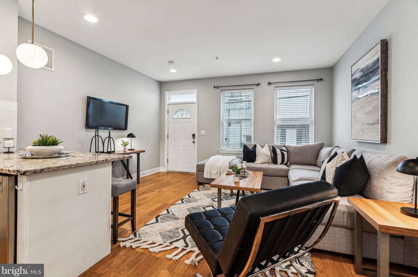 1009 Reese St, Philadelphia PA  19147-4023 exterior