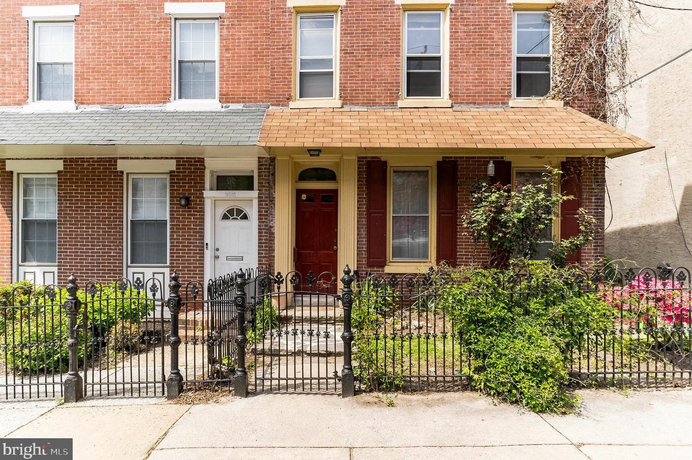 3579 Indian Queen Ln, Philadelphia, PA 19129-1539