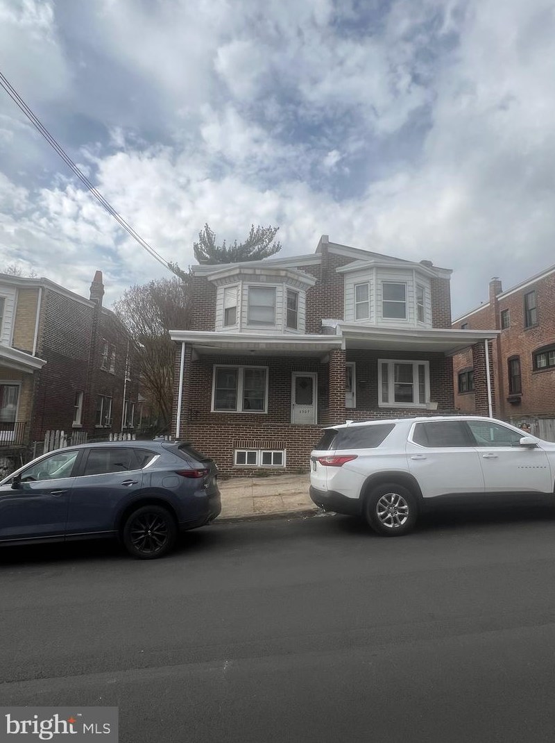 3507 New Queen St, Philadelphia, PA 19129-1634