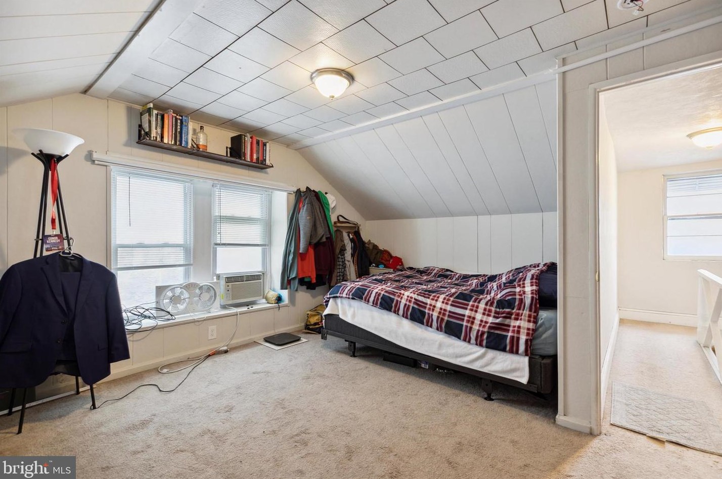 223 Wendover St, Philadelphia PA  19128-5041 exterior