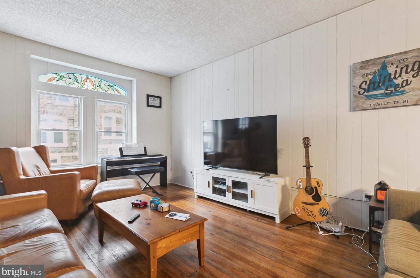 223 Wendover St, Philadelphia, PA 19128-5041