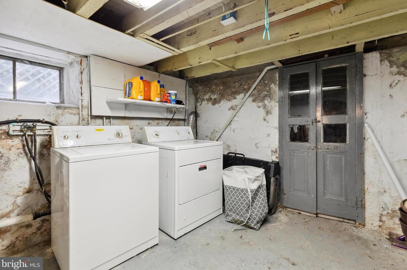 223 Wendover St, Philadelphia PA  19128-5041 exterior