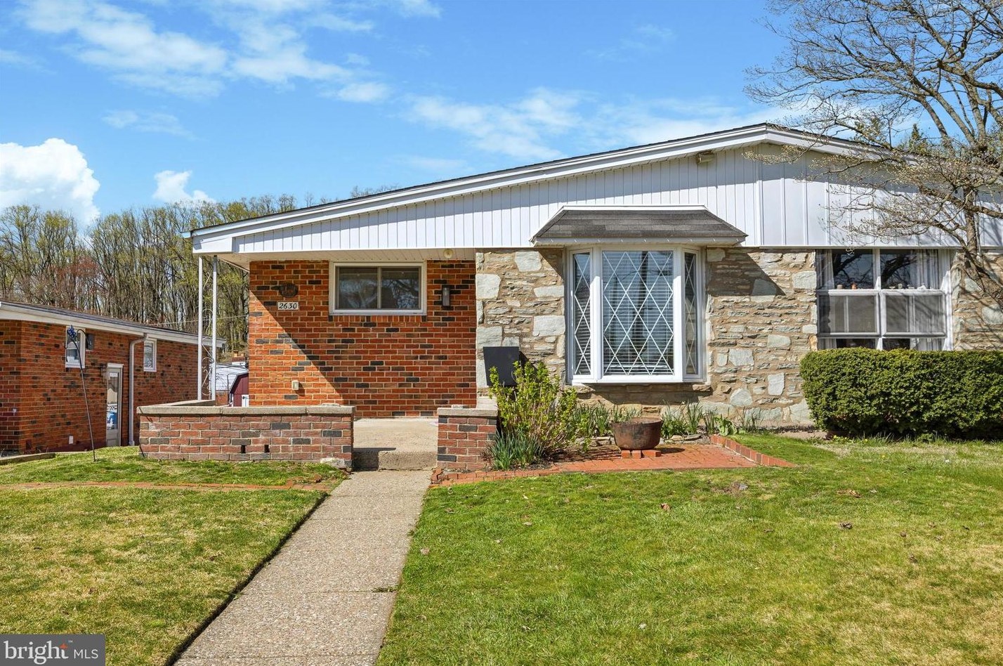 2630 Sperry St, Philadelphia, PA 19152-1520