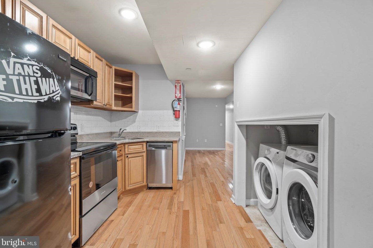 1621 W Oxford St #a, Philadelphia, PA 19121