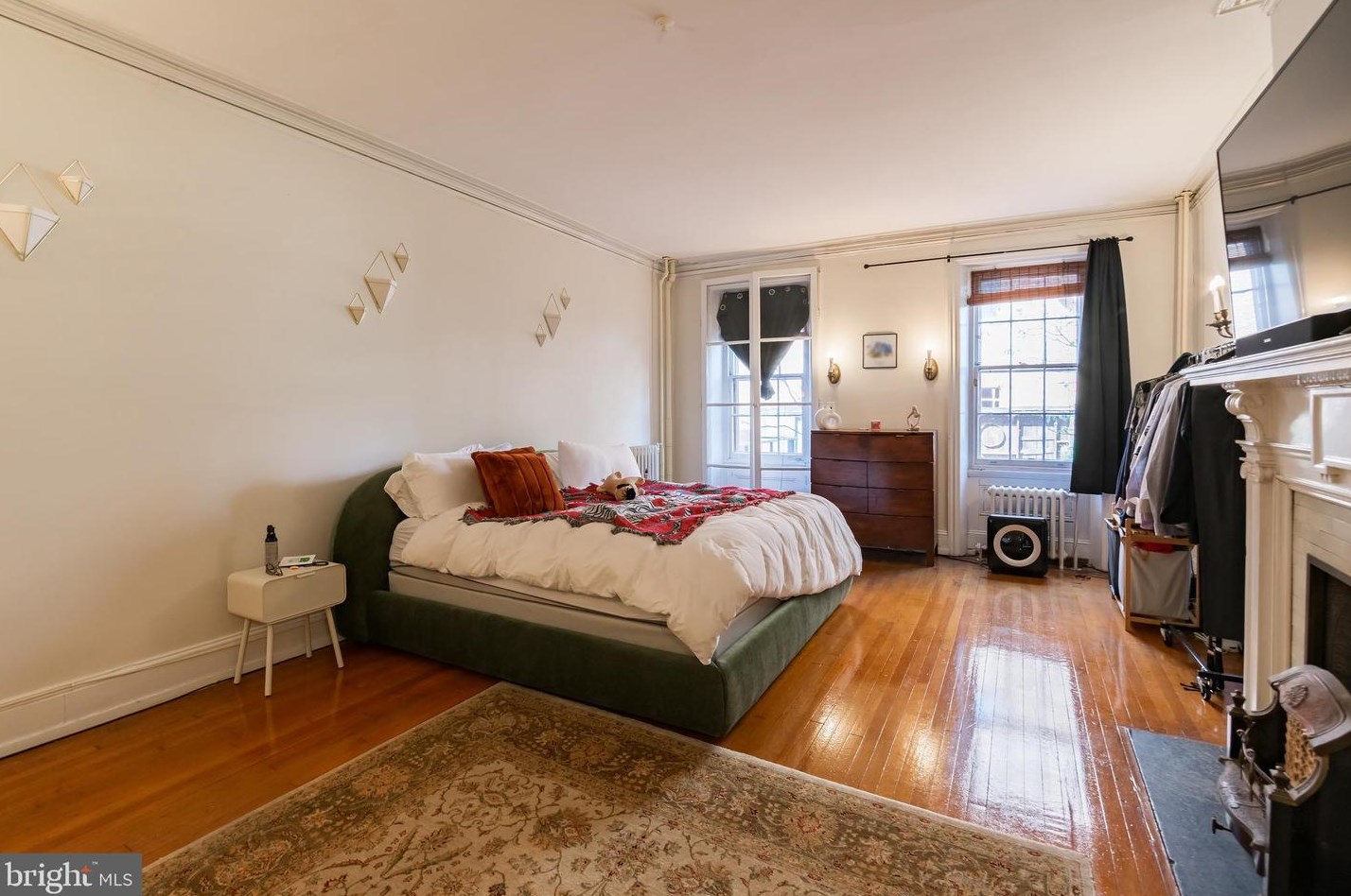 1527 Pine St #unit 1f, Philadelphia, PA 19102
