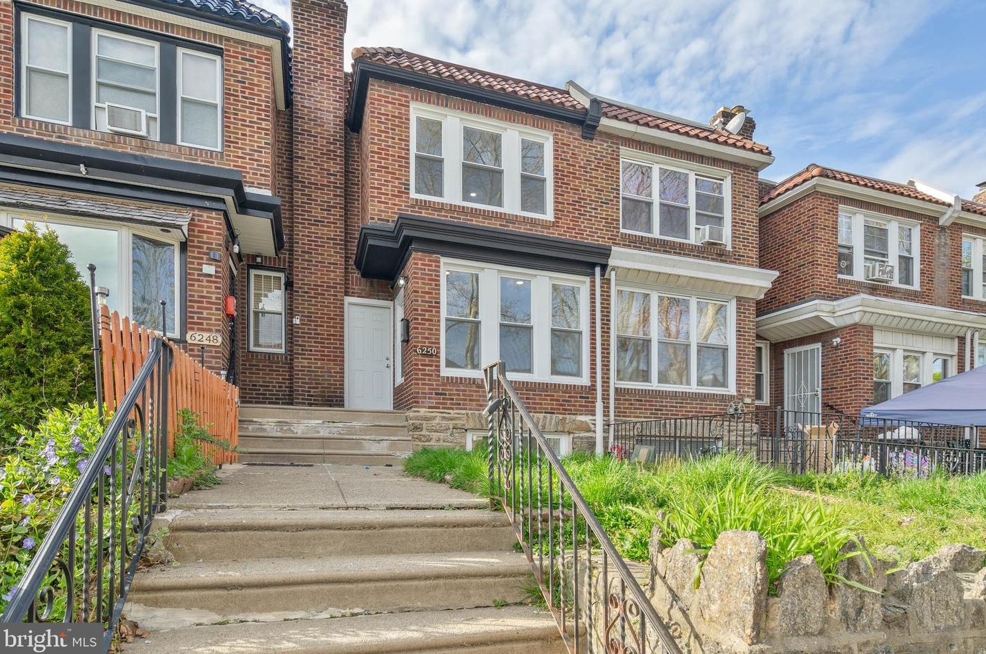 6250 Charles St, Philadelphia, PA 19135-3402