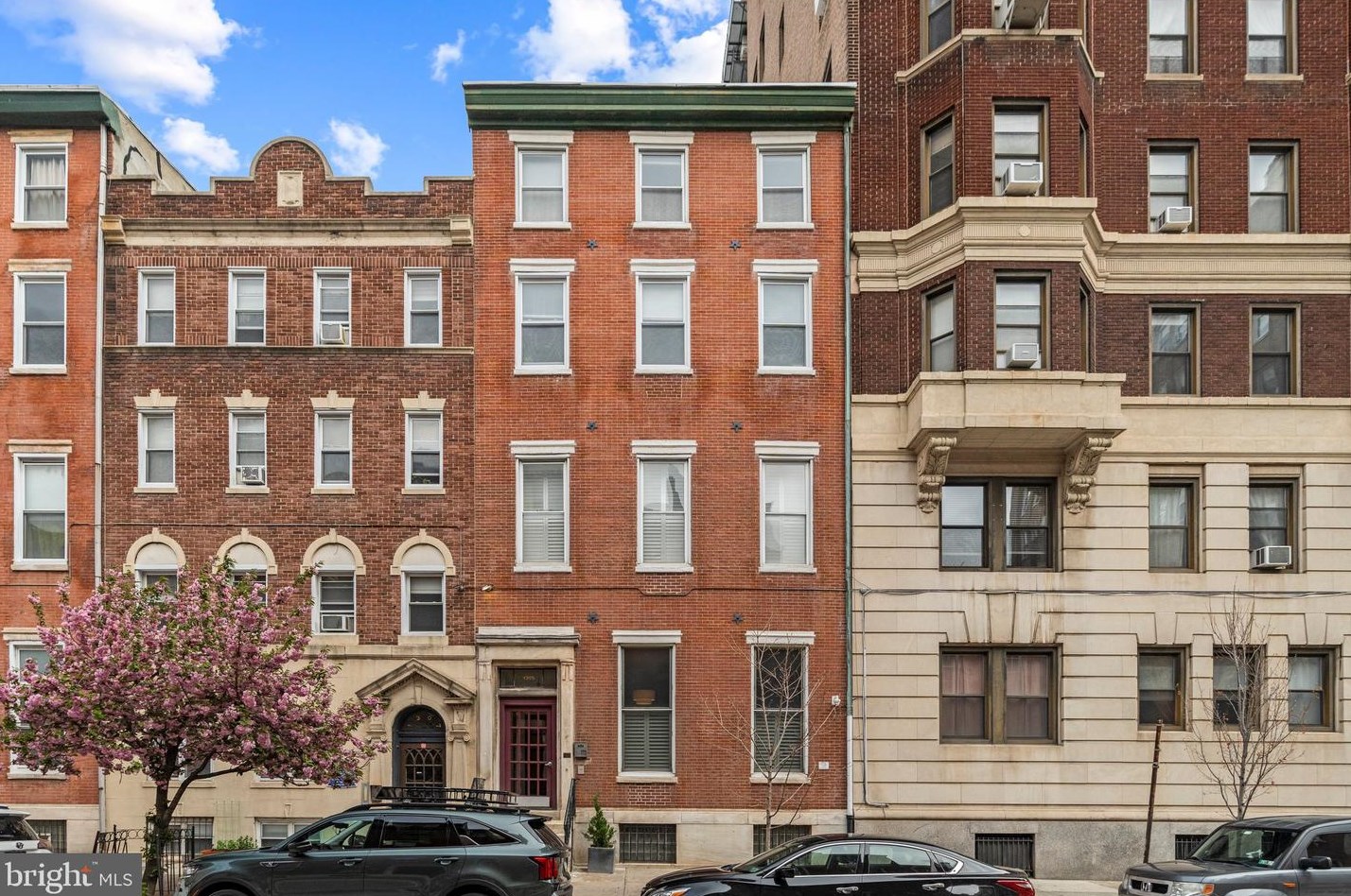 1305 Spruce St, Philadelphia PA  19107-5608 exterior