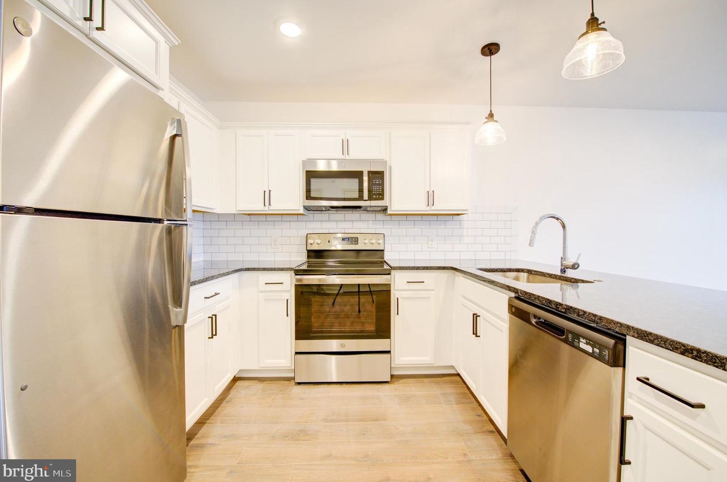 6649 Ridge Ave #b305, Philadelphia, PA 19128