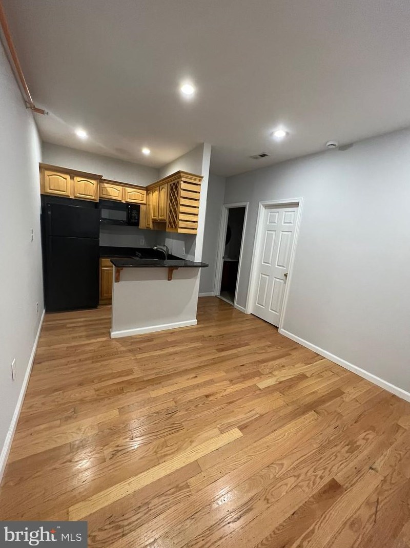 1300 N 5th St #1st Floor Front, Philadelphia, PA 19122