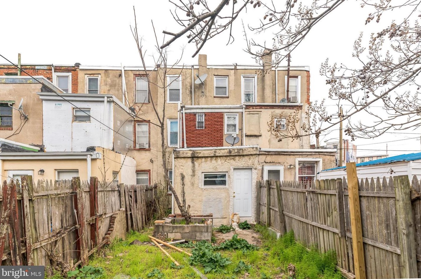 4920 Thompson St, Philadelphia PA 19131-4531 exterior