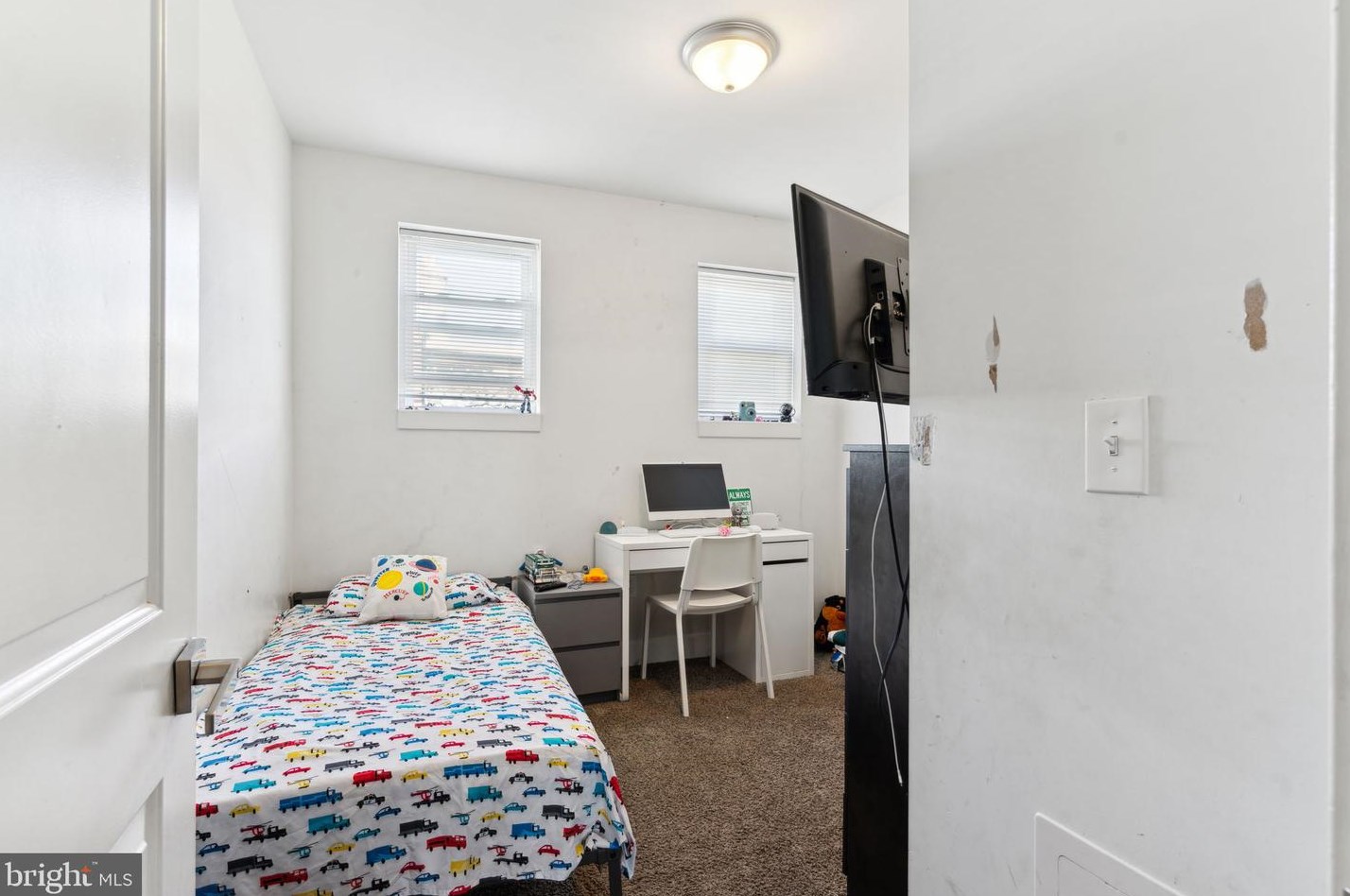 1716 Lindenwood St, Philadelphia PA 19139-2642 exterior