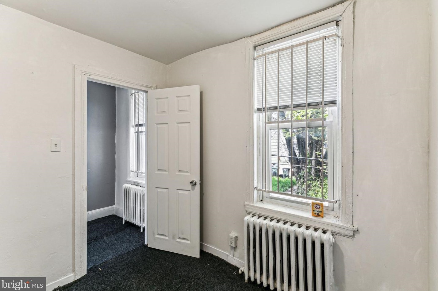 467 Mechanic St, Philadelphia PA 19144-1118 exterior