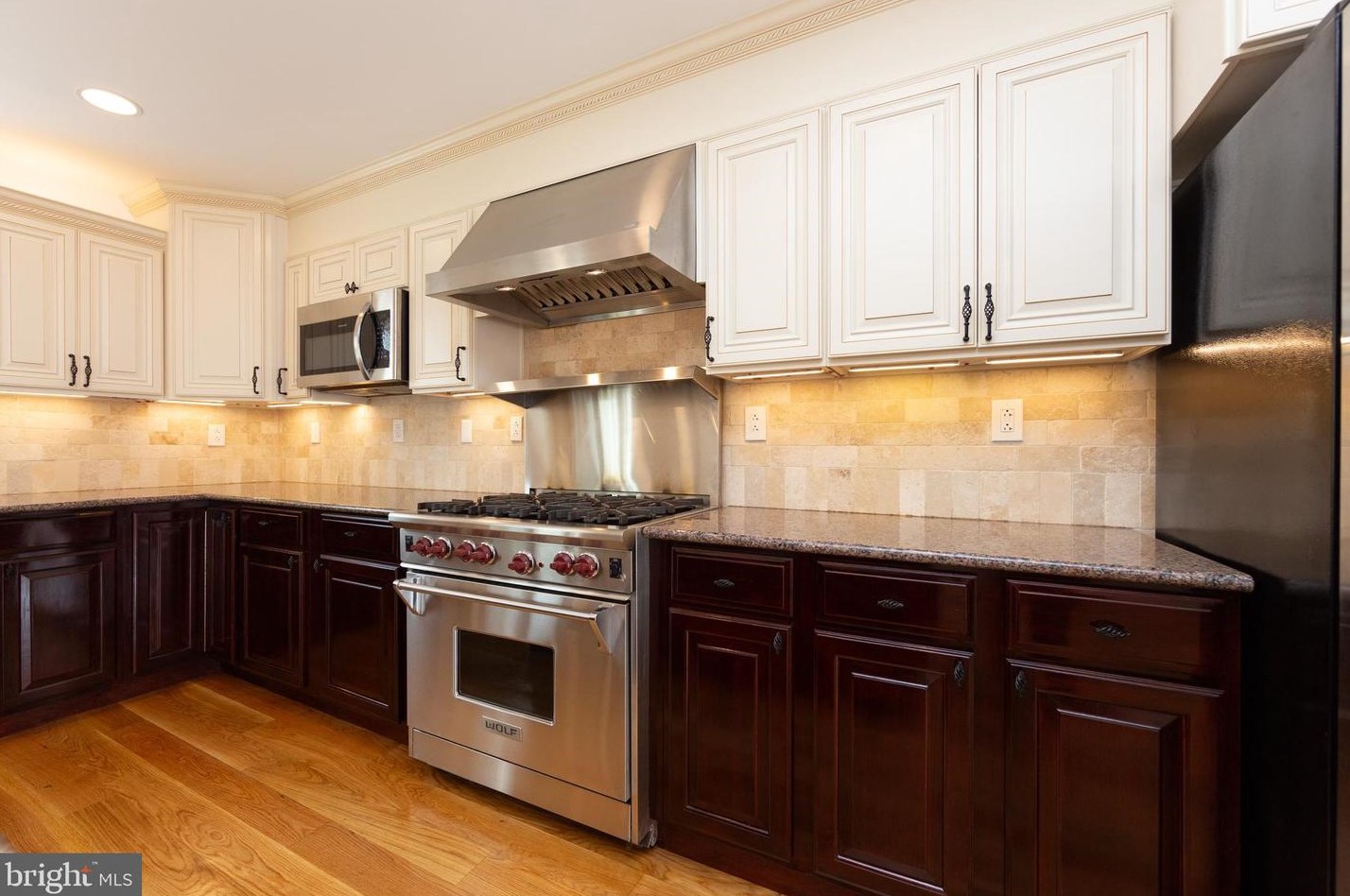 10217 Kilburn Rd, Philadelphia, PA 19114-1217
