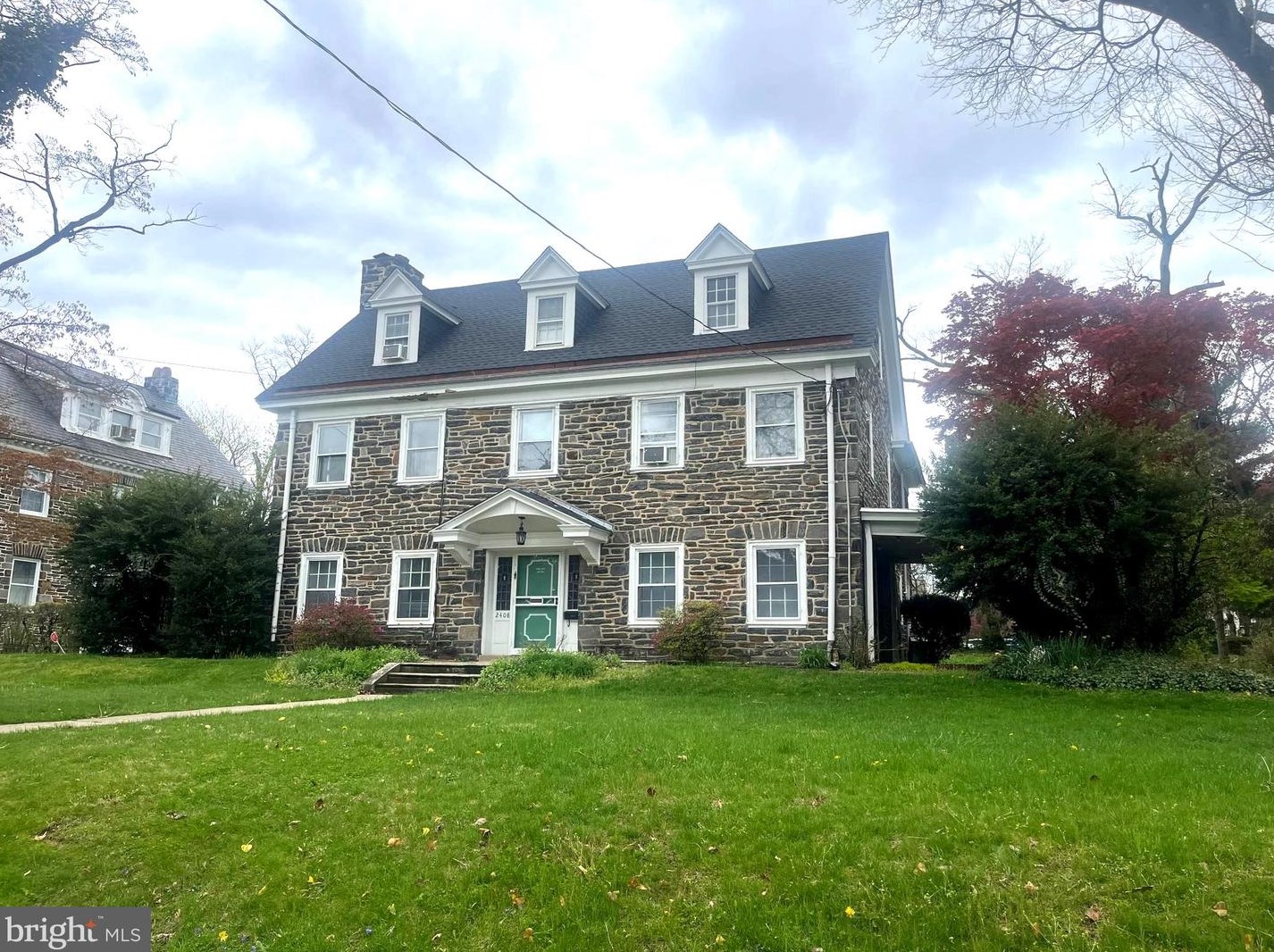 2408 N 52nd St, Philadelphia, PA 19131