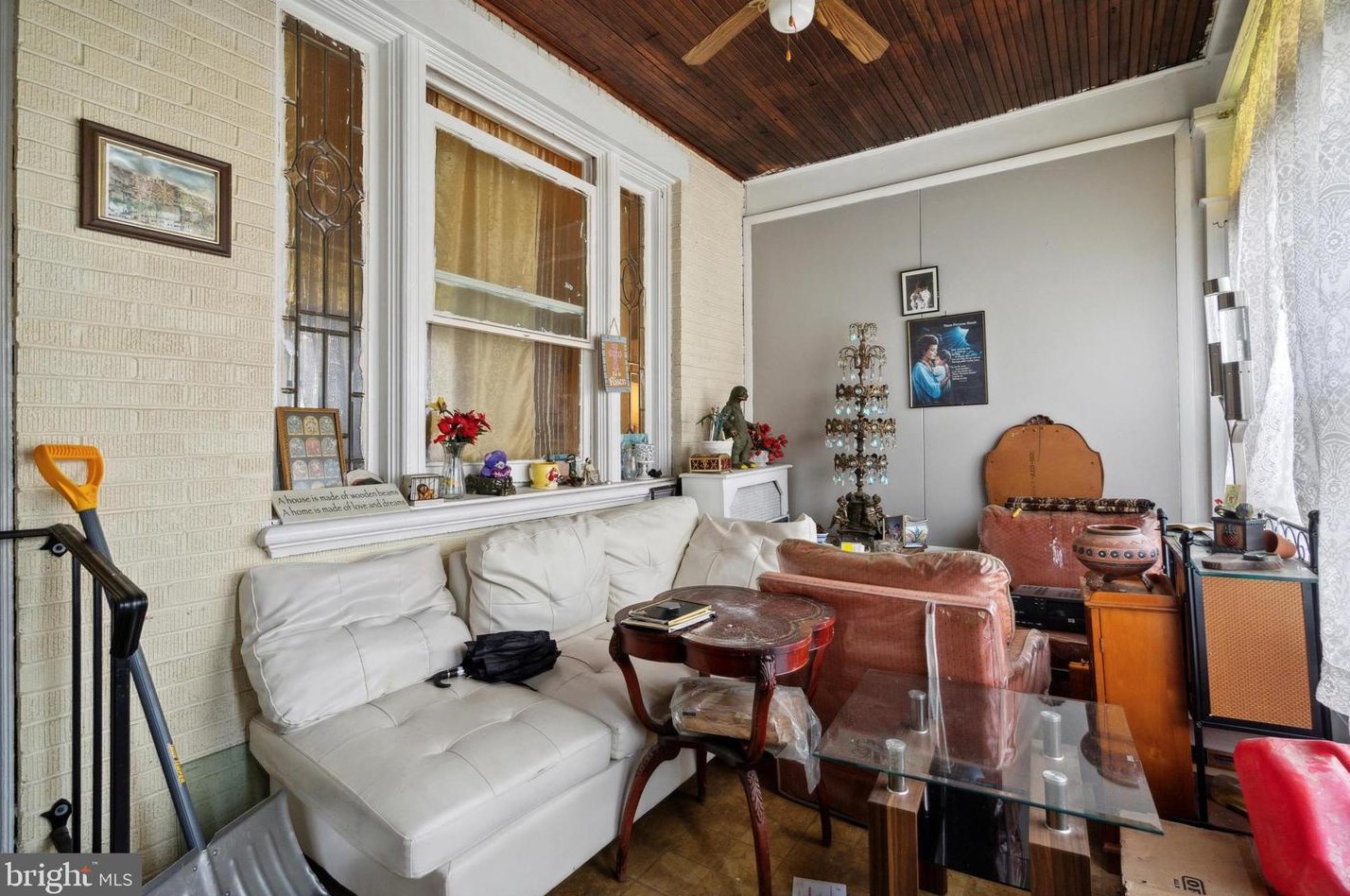 5642 Willows Ave, Philadelphia, PA 19143-4612