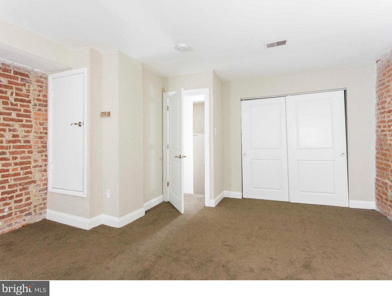2031 South St, Philadelphia PA  19146-1344 exterior