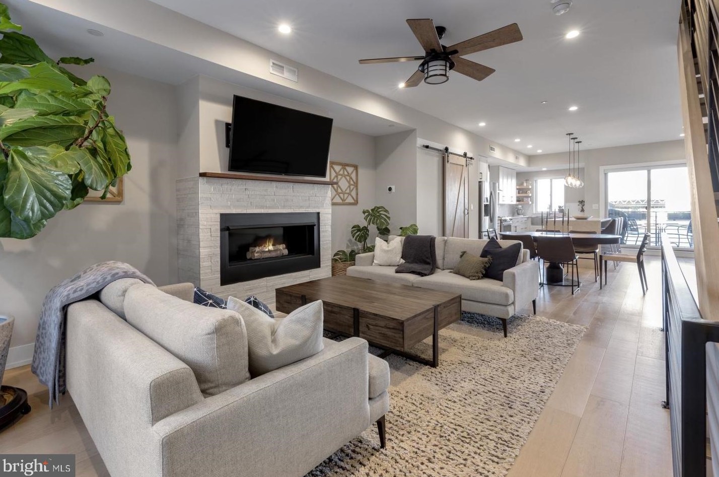 2014 Blair St, Philadelphia, PA 19125