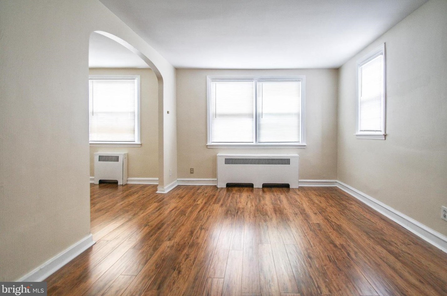 1137 Upsal St, Philadelphia PA 19119-2035 exterior