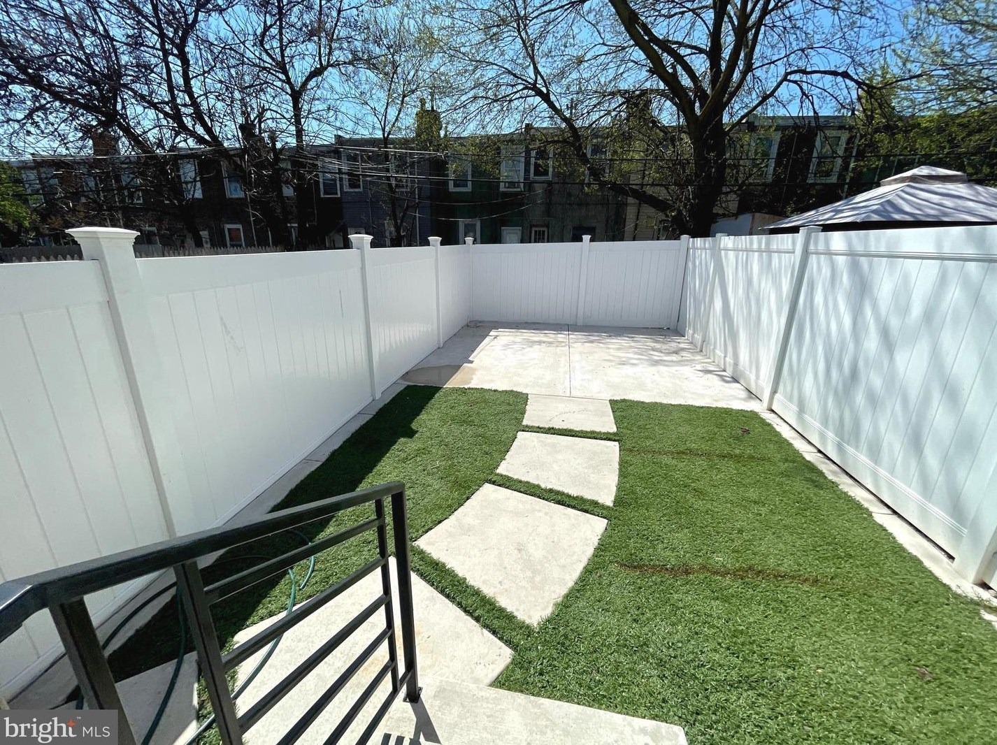 1934 Ruan St, Philadelphia PA  19124-4623 exterior