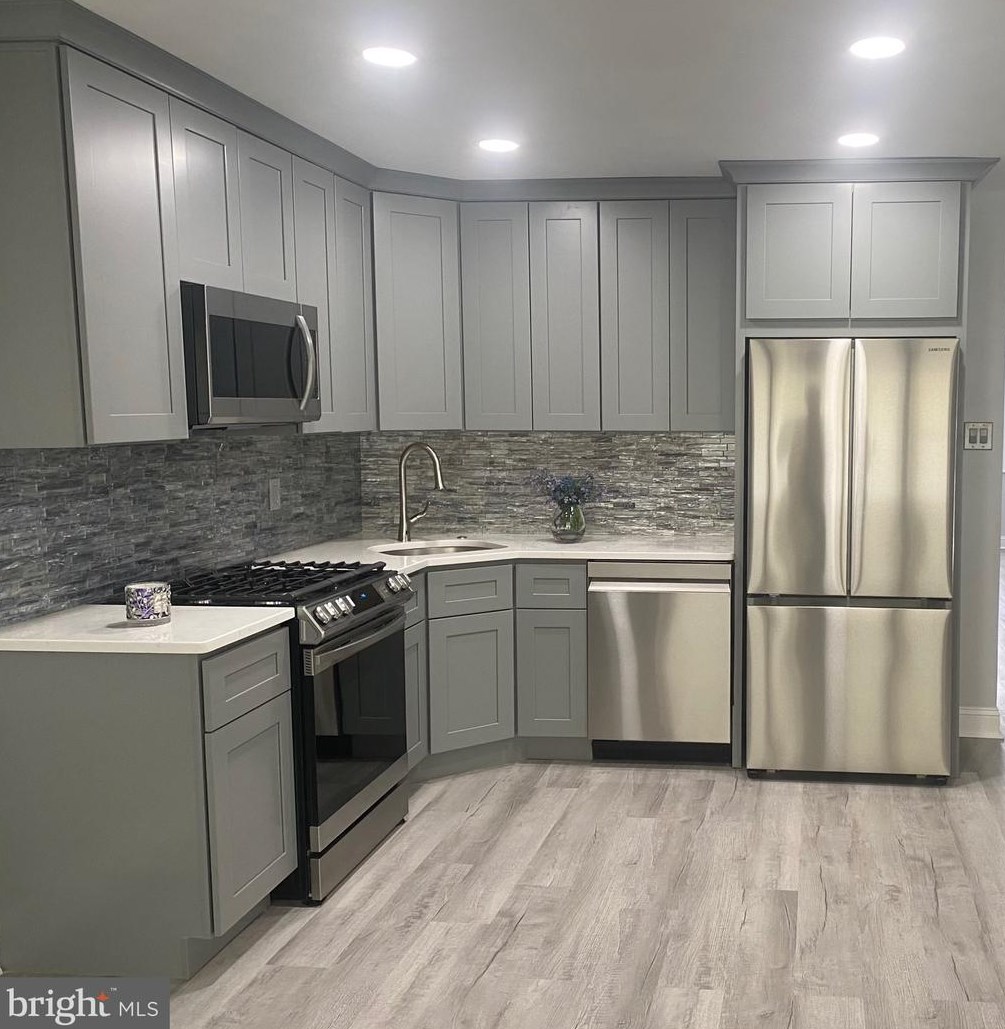 11749 Waldemire Dr, Philadelphia, PA 19154-3443