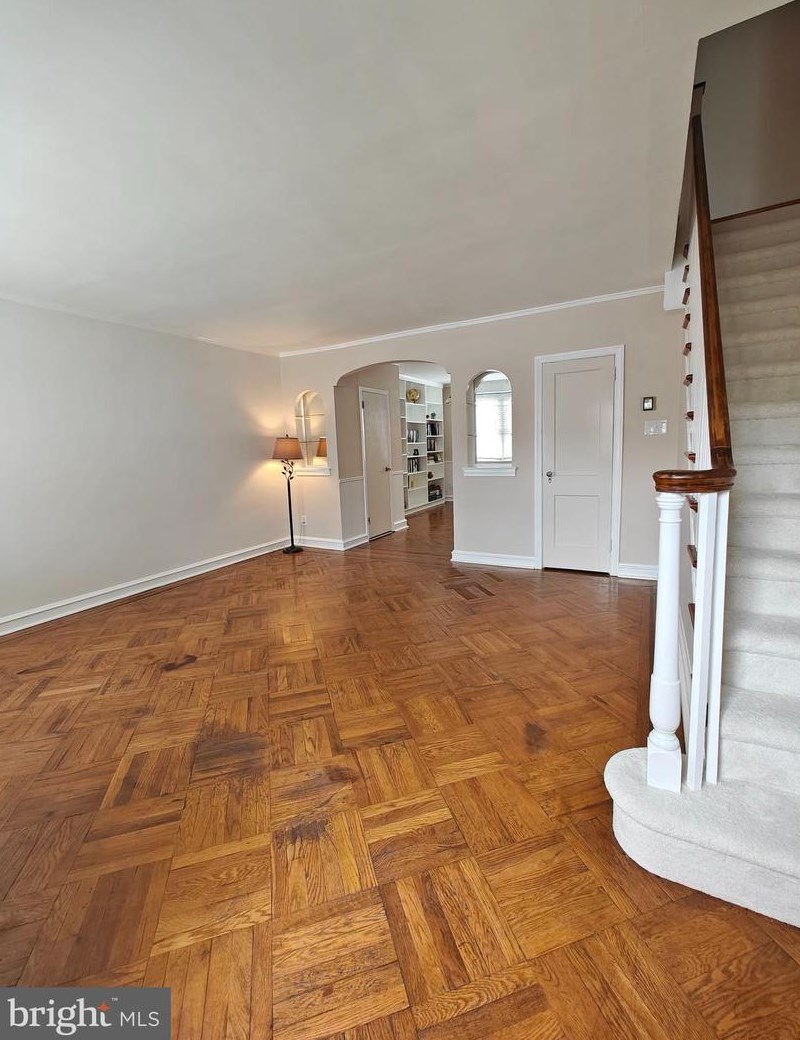 6603 Large St, Philadelphia, PA 19149