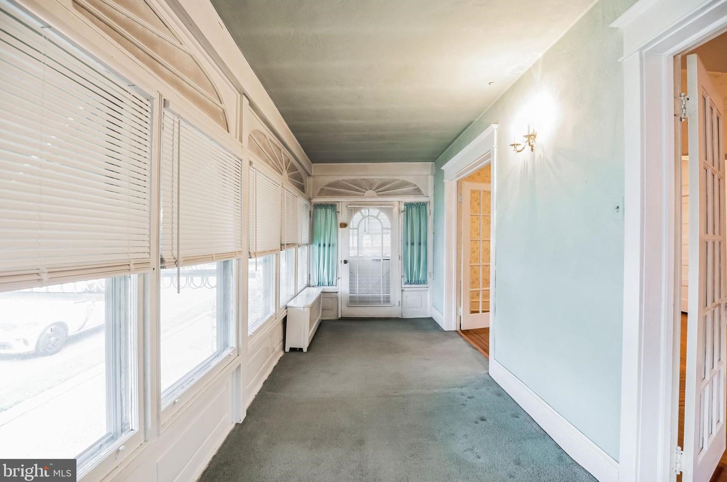 4137 Howell St, Philadelphia PA 19135-3913 exterior