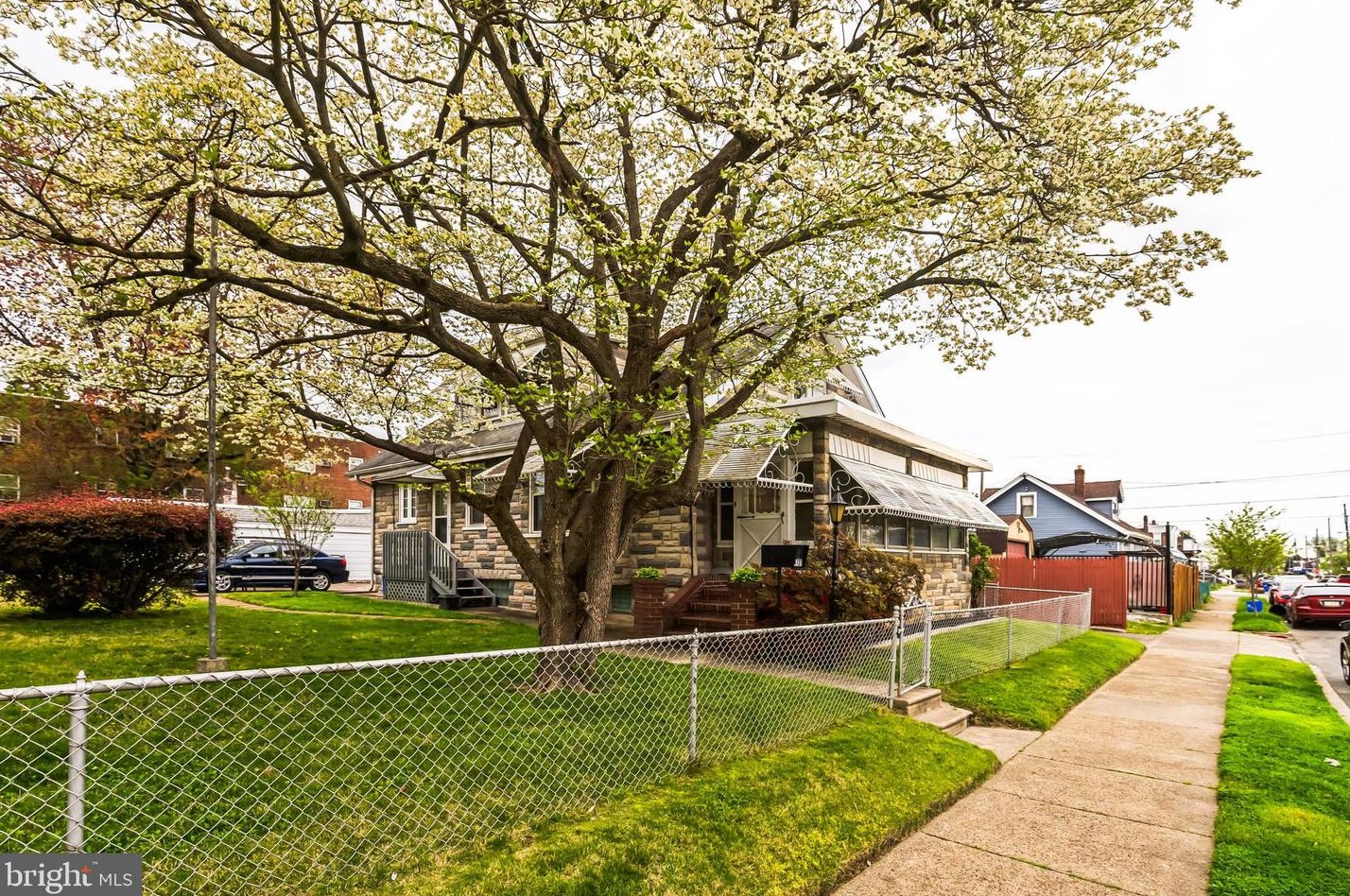 4137 Howell St, Philadelphia PA 19135-3913 exterior