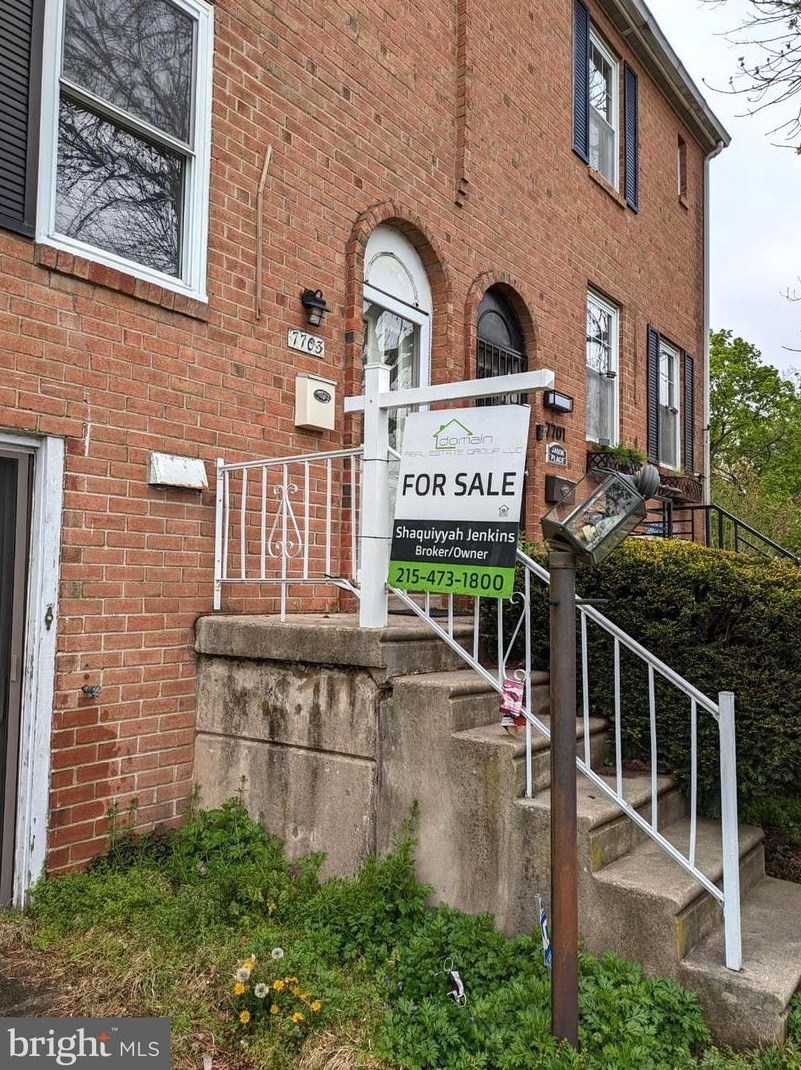 7703 Jason Pl, Philadelphia, PA 19153-1714