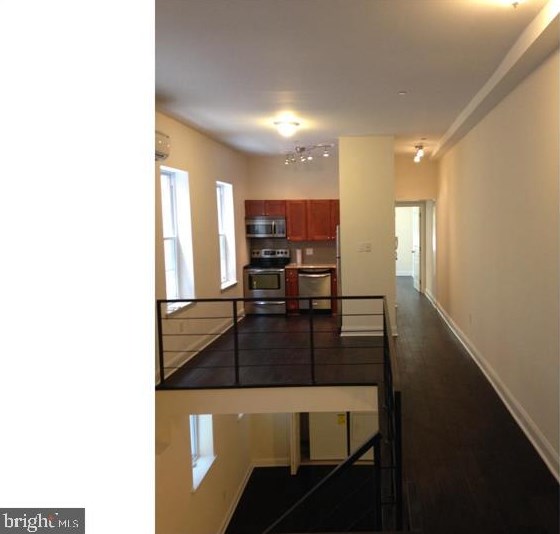 1832 Green St #1r, Philadelphia, PA 19130
