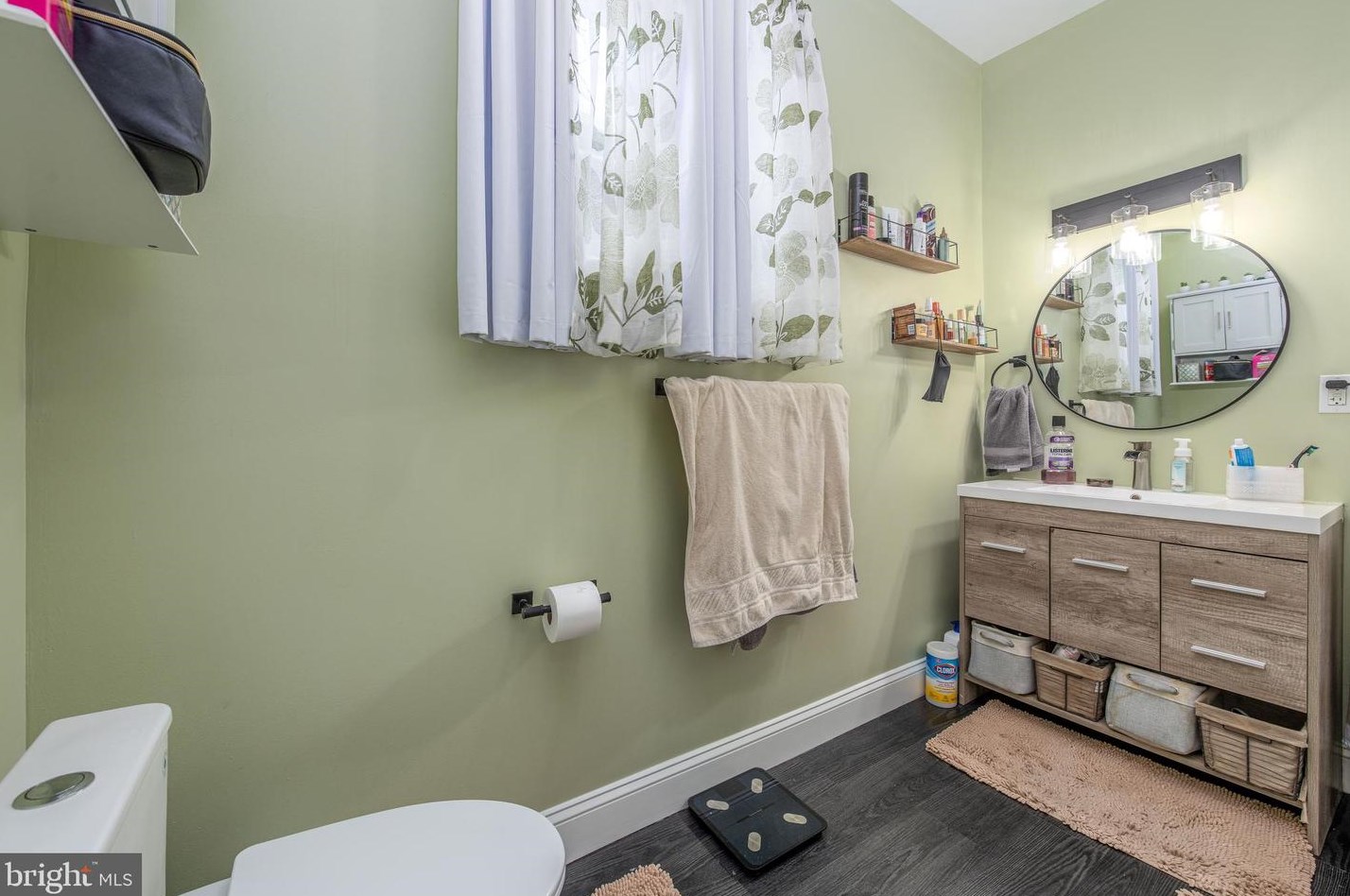 427 Ritner St, Philadelphia PA  19148-3924 exterior