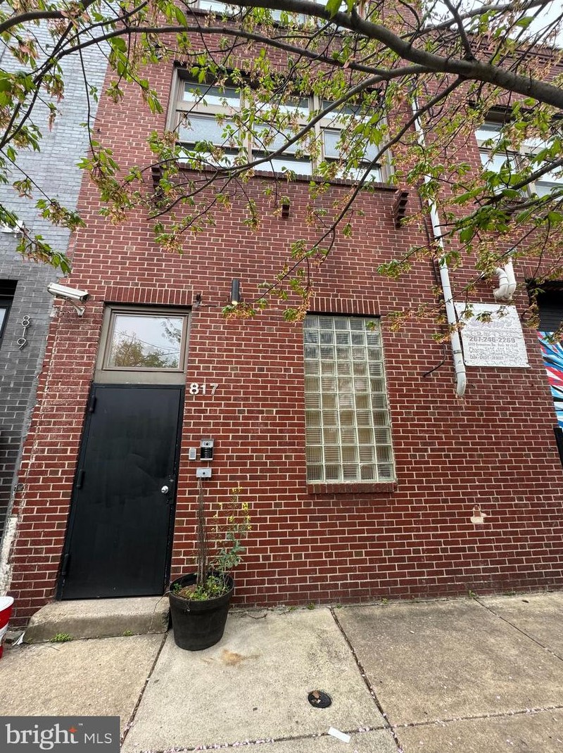 813-17 N 5th St #301, Philadelphia, PA 19123