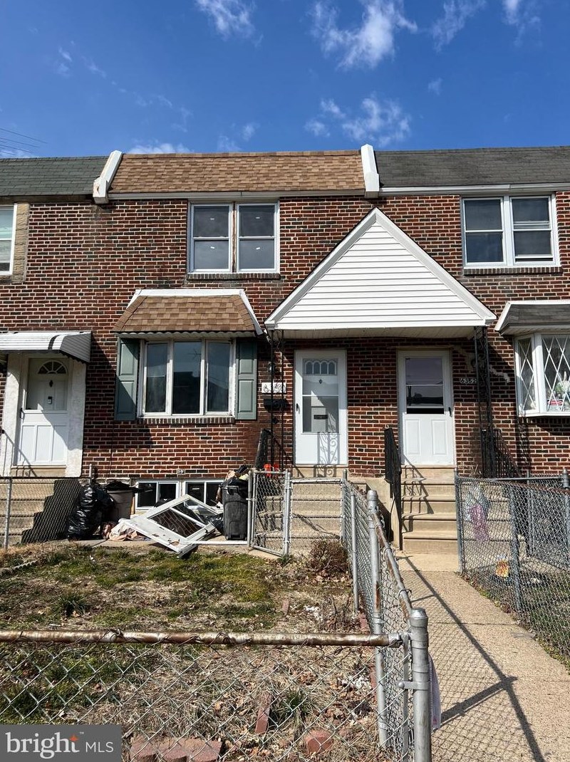 6350 Crafton St, Philadelphia, PA 19149-2933