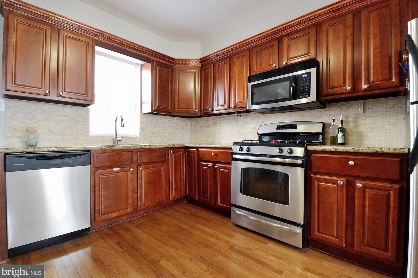 1635 Webster St, Philadelphia PA  19146-2028 exterior