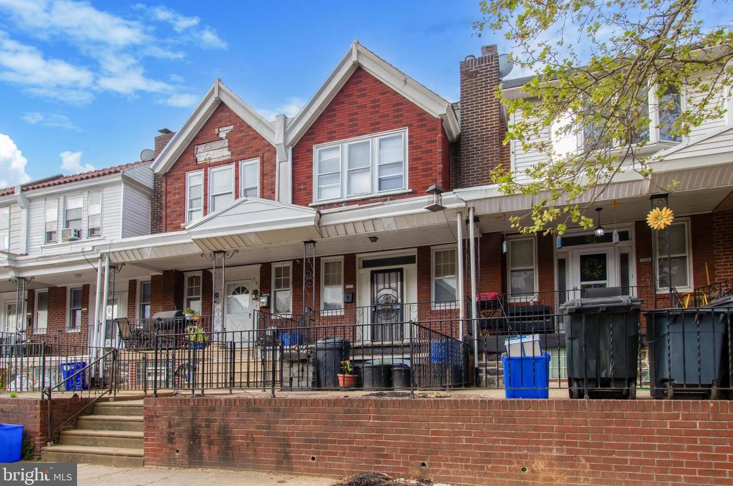 588 E Carver St, Philadelphia, PA 19120