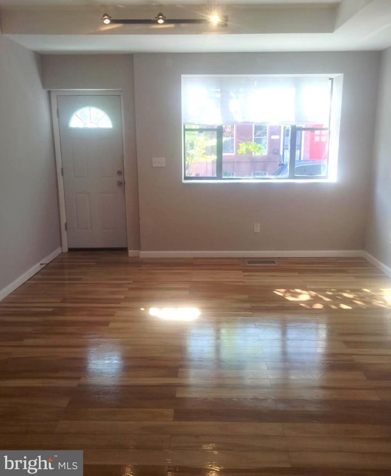 1727 S 16th St, Philadelphia, PA 19145