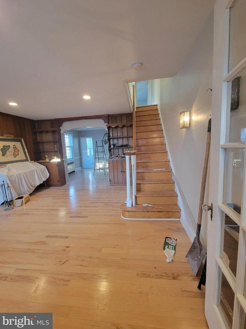 1701 Mayland St, Philadelphia, PA 19138-1113
