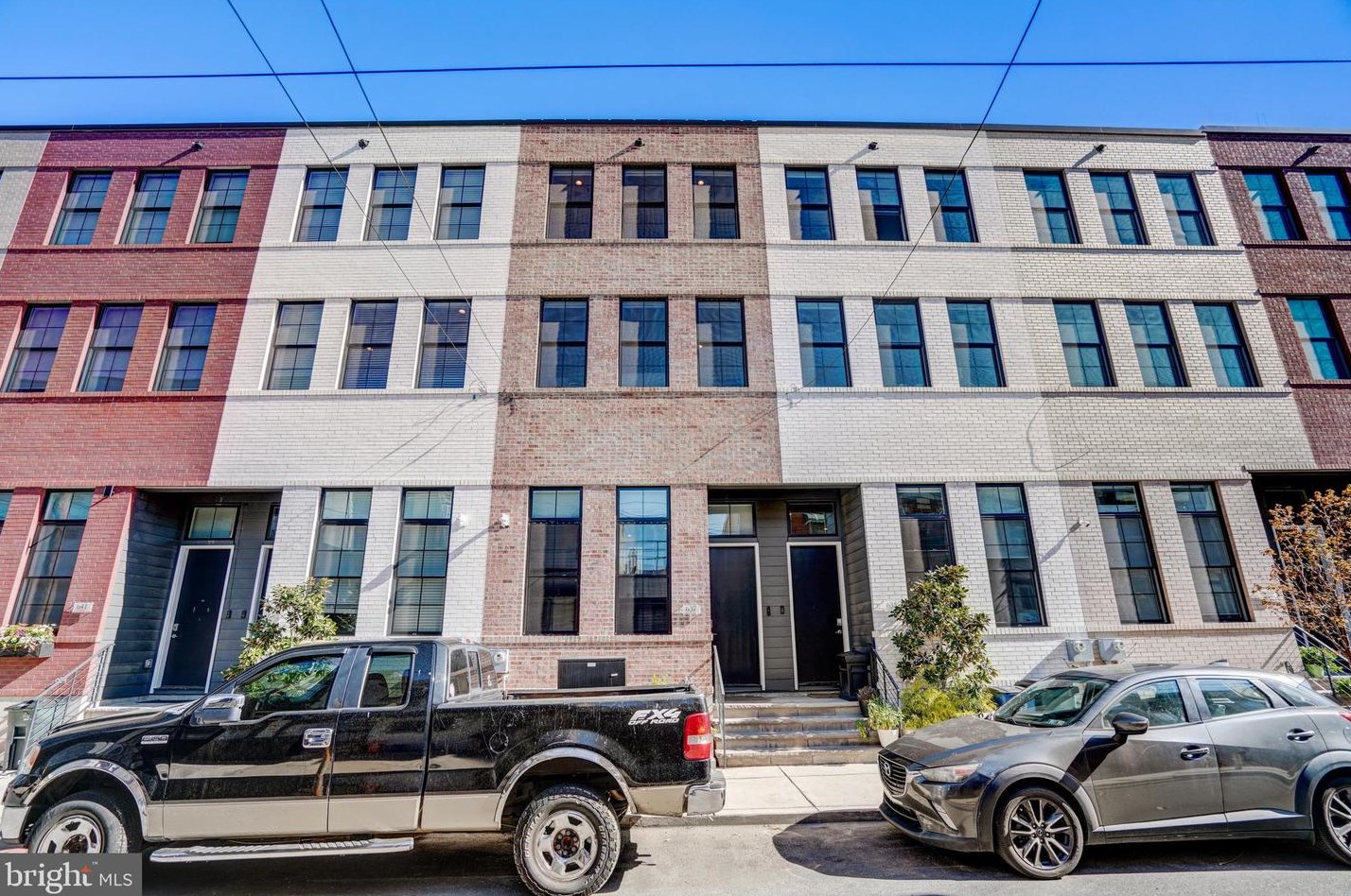 637 Mcclellan St, Philadelphia PA  19148-1710 exterior