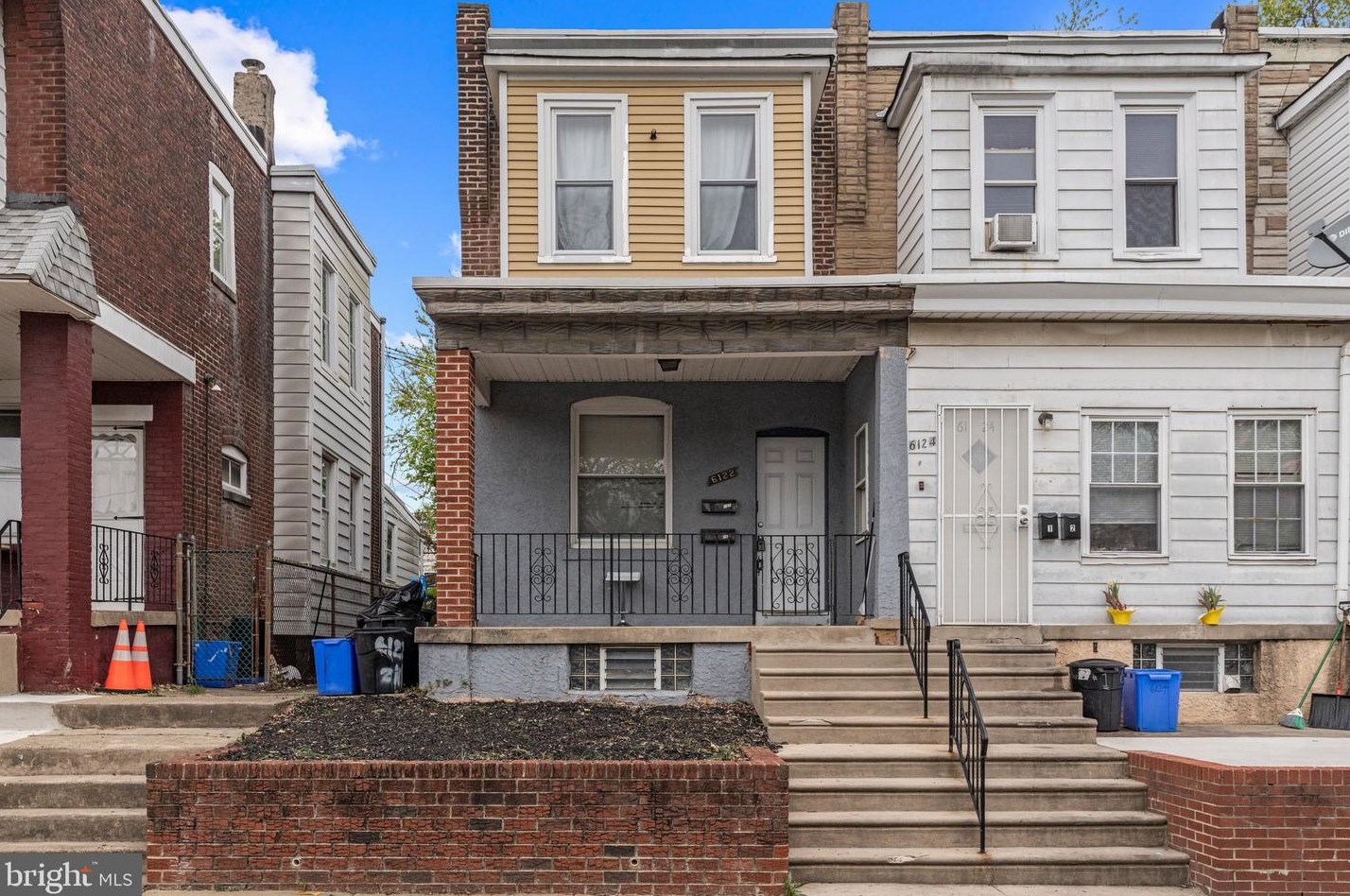 6122 Gillespie St, Philadelphia, PA 19135-3611