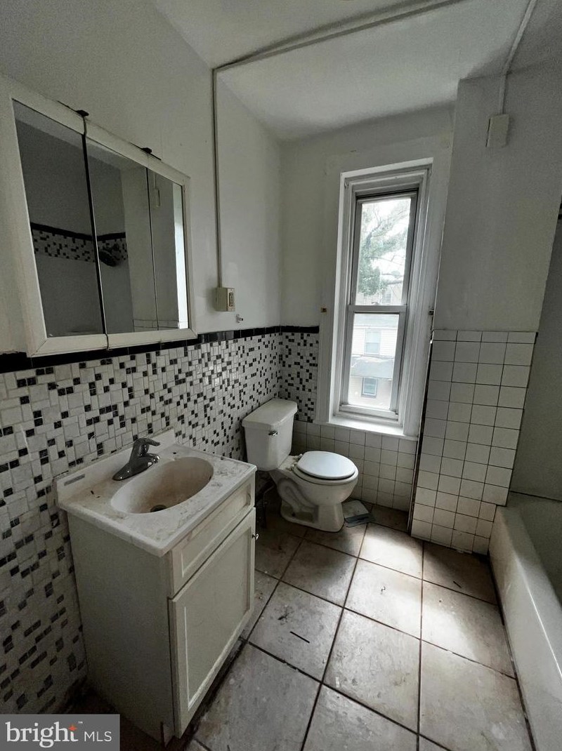 50 Bringhurst St, Philadelphia PA 19144-2338 exterior