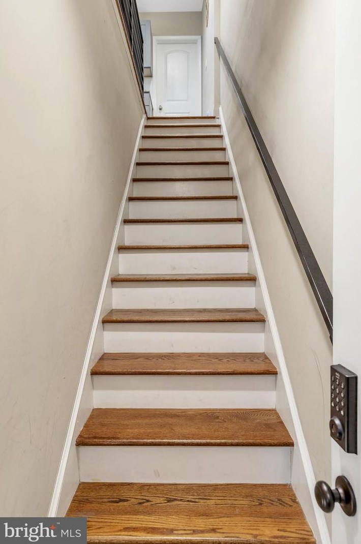 2236 Reed St, Philadelphia PA  19146-4225 exterior