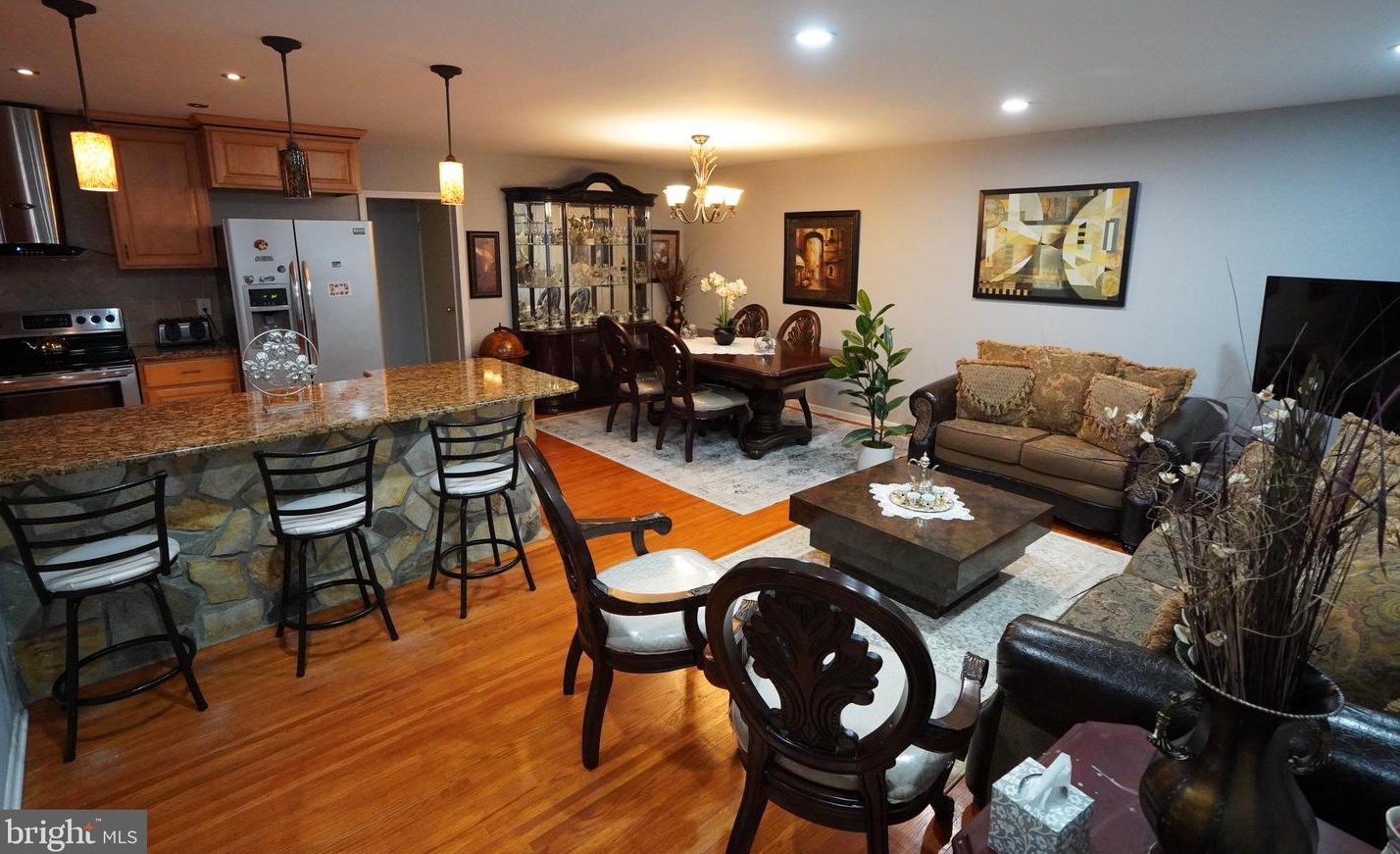 9760 Clark St, Philadelphia, PA 19115