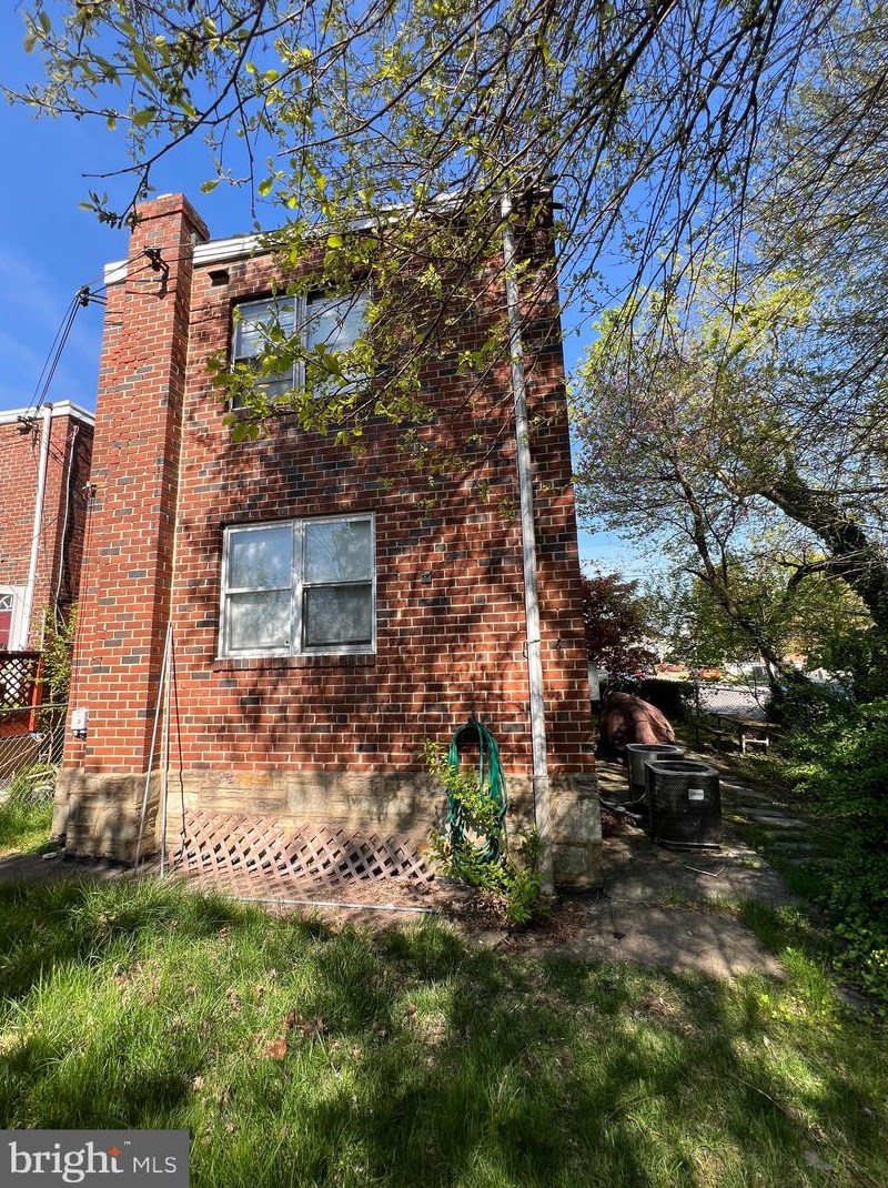 7539 Rising Sun Ave, Philadelphia PA 19111-3635 exterior