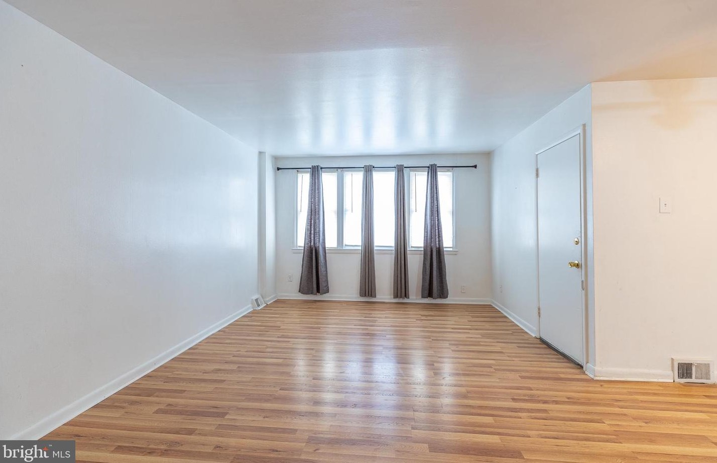 7429 Brockton Rd, Philadelphia PA  19151-2911 exterior