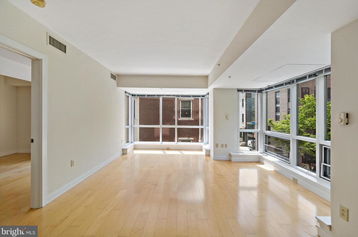 1034 Spruce St Unit 301, Philadelphia, PA 19107