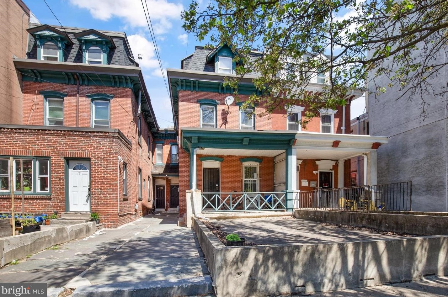 129 Susquehanna Ave, Philadelphia PA  19122-1736 exterior