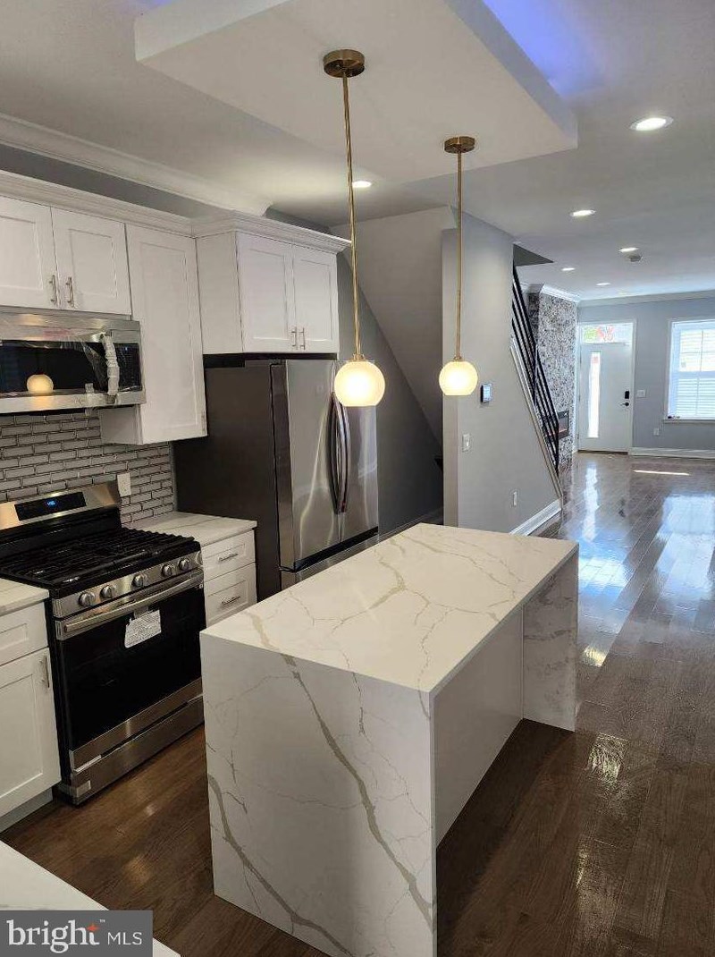 1345 32nd St, Philadelphia PA 19121-0044 exterior