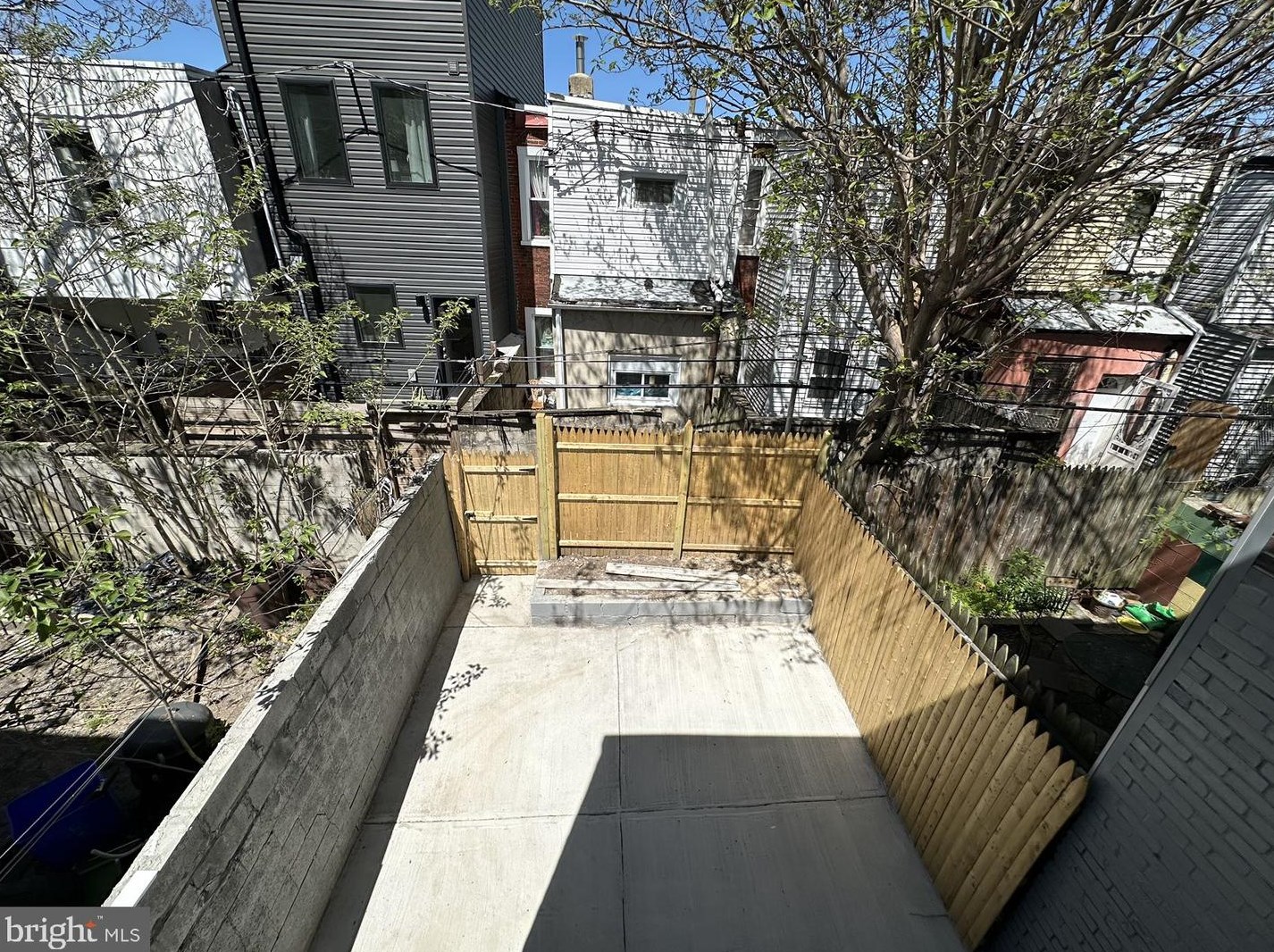 2135 Moore St, Philadelphia PA  19145-1914 exterior