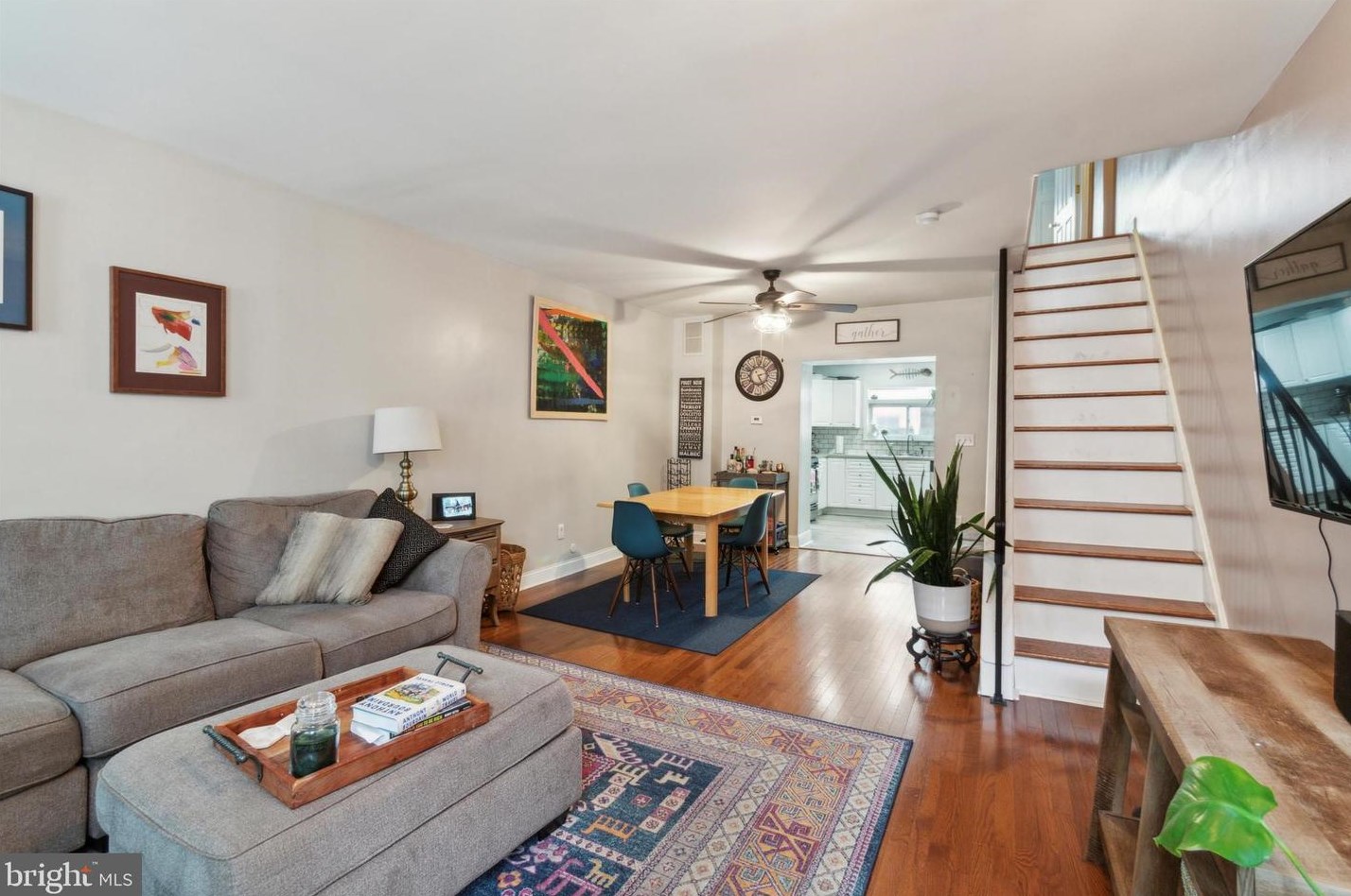 361 Tree St, Philadelphia, PA 19148-3310