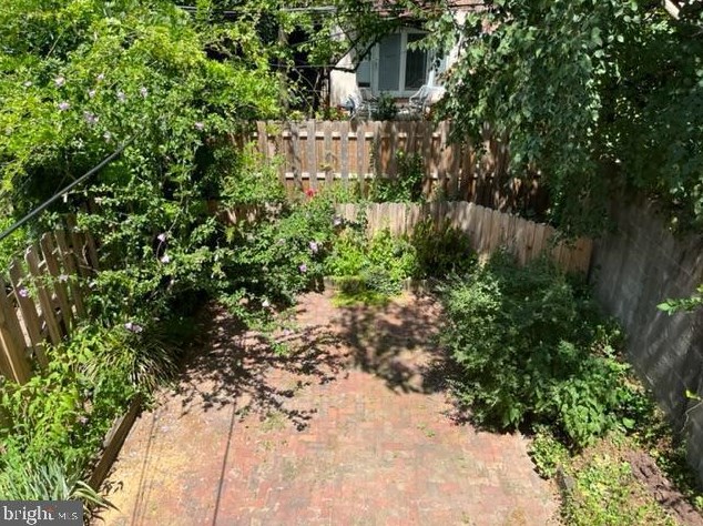 2007 Mount Vernon St, Philadelphia PA  19130-3235 exterior