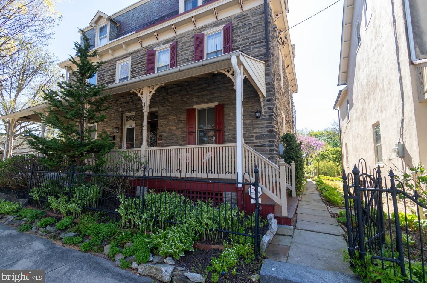 234 Benezet St, Philadelphia, PA 19118-4411